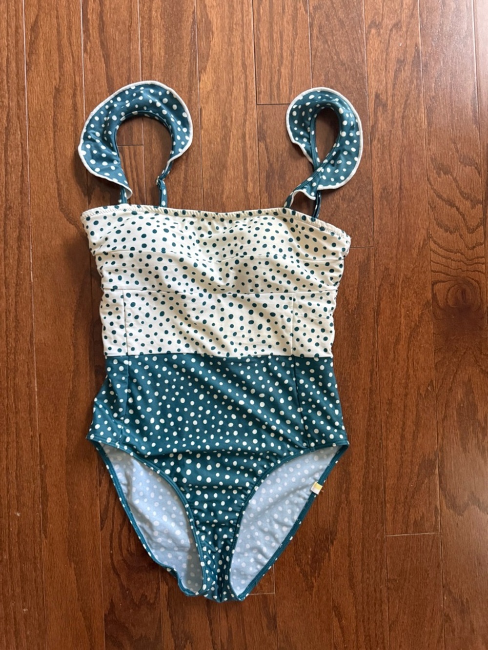 summersalt EUC summersalt oasis one piece swimsuit size 4